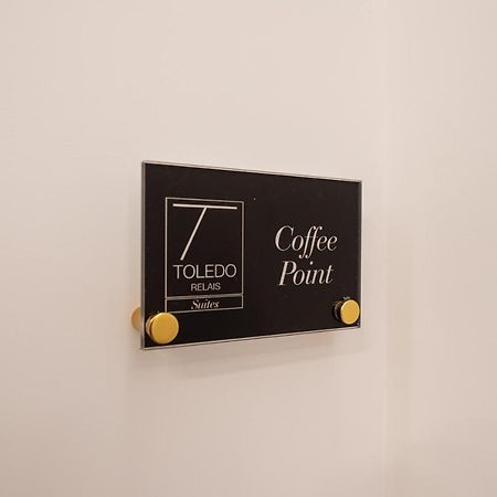 Toledo Relais Suites - By Pera Rooms Collection 那不勒斯 外观 照片