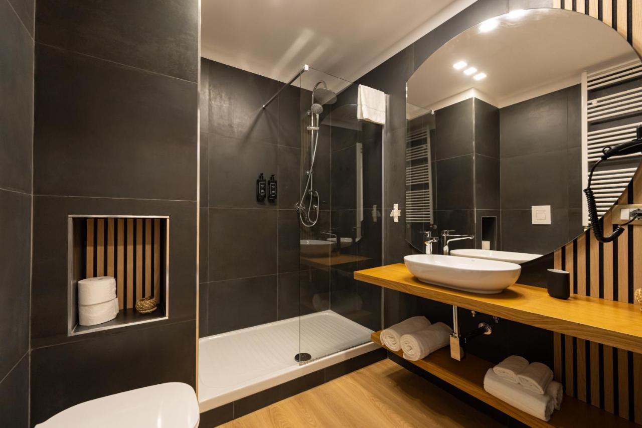 Toledo Relais Suites - By Pera Rooms Collection 那不勒斯 外观 照片