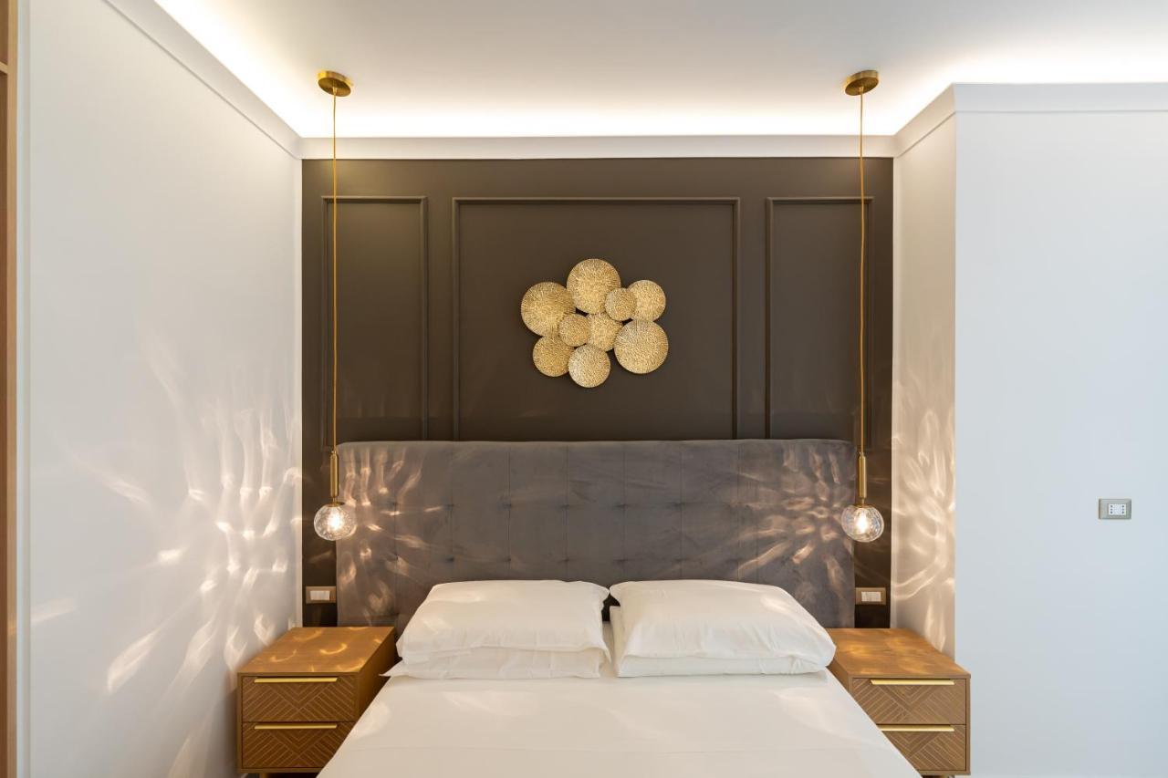 Toledo Relais Suites - By Pera Rooms Collection 那不勒斯 外观 照片
